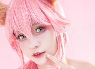 在CyberBunny的世界里，观看Azami是种怎样的享受？