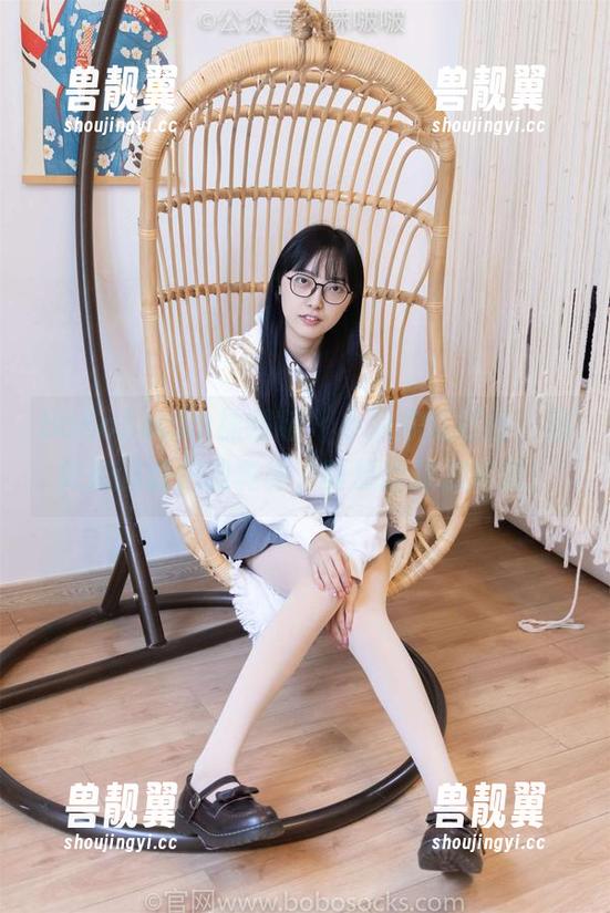 BoBoSocks袜啵啵 - 小沫你这红丝，脚尖加固款拍的真棒，真想给你加鸡腿！