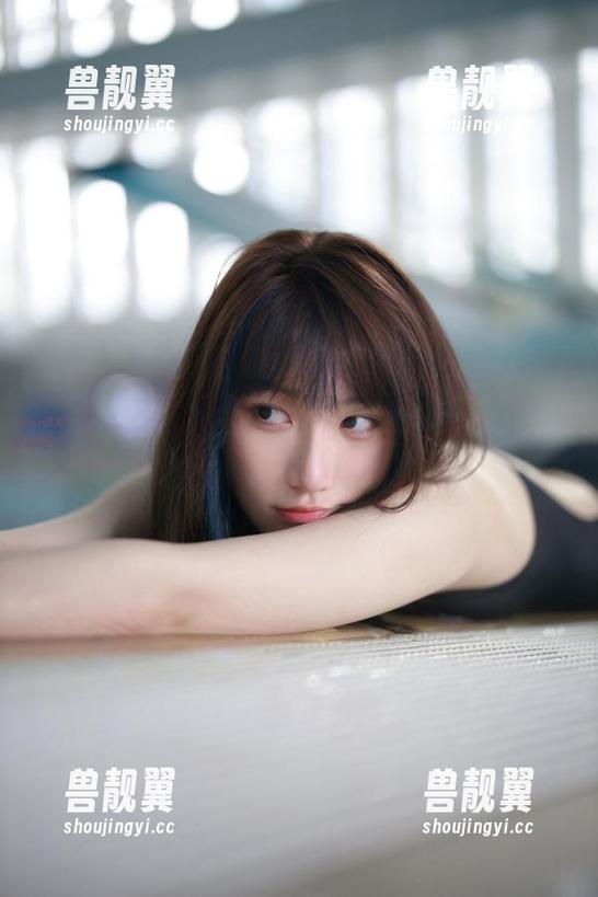 传说中的Cien恩恩水手服写真集：看她如何与海鸥争艳，更新ing！