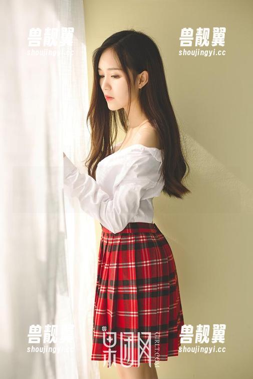 GIRLT果团网-王语纯 GIRLT果团网 - 从课本到镜头:王语纯的校服高清写真集揭晓!