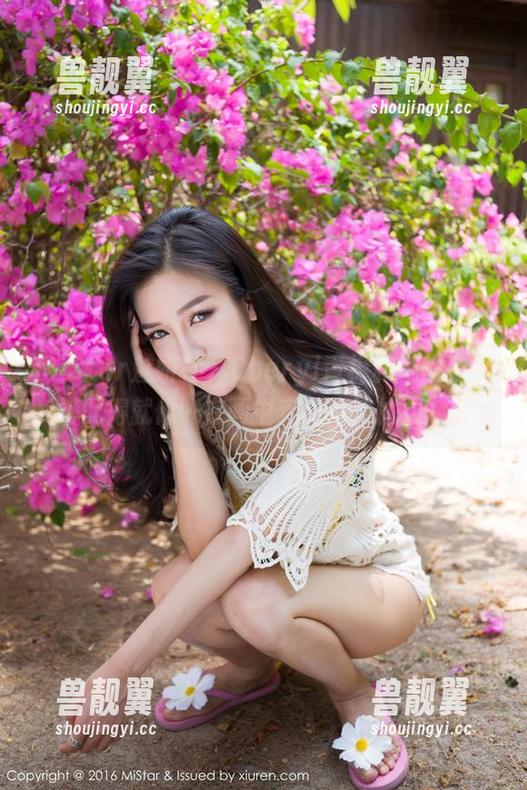 MiStar魅妍社 - Cheryl青树和她的白裙，搭配得就像…在画中走出来的仙女一样！