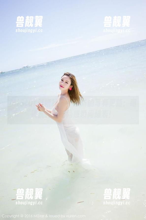 MiStar魅妍社-小沫琳 MiStar魅妍社 - 小沫琳的写真更新:眼镜加持,时尚感瞬间爆表!