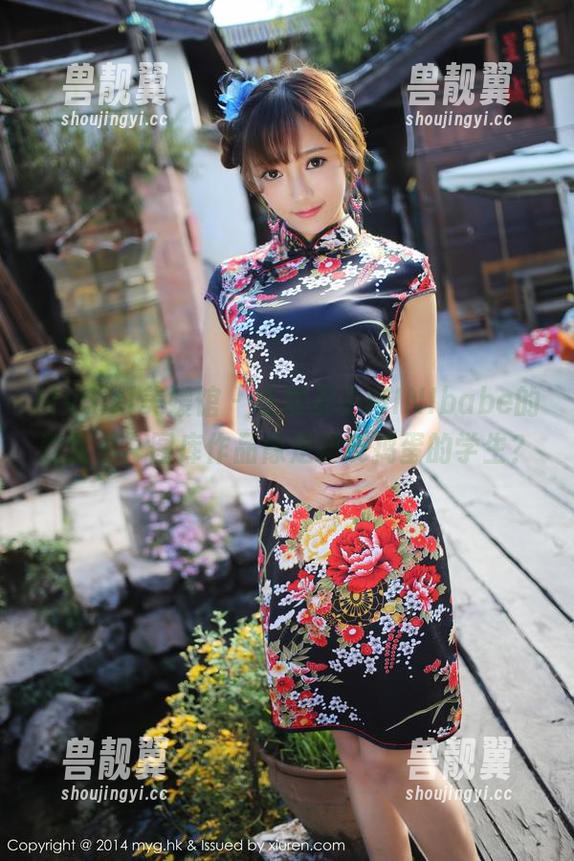 MyGirl美媛馆-糯美子MINIbabe MyGirl美媛馆 - 在糯美子MINIbabe的教室里,图库作品像是调皮捣蛋的学生?