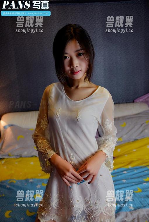 PANS-蕾蕾 PANS - 蕾蕾的校服写真:想说爱她难舍又难分