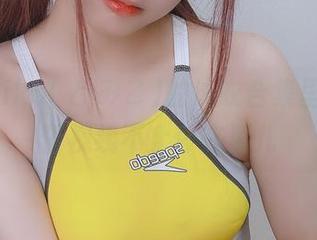 在Tomiko(とみこ)的泳衣合集里，我发誓视线不止停在那儿