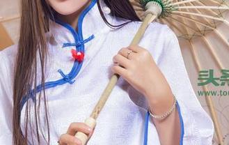TouTiao头条女神 - 周夕爱职业装：最新照片让我对上班产生了异想天开的冲动！