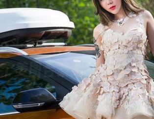 TouTiao头条女神 - 当美会子遇上婚纱，那个美图合集绝对值得一看！