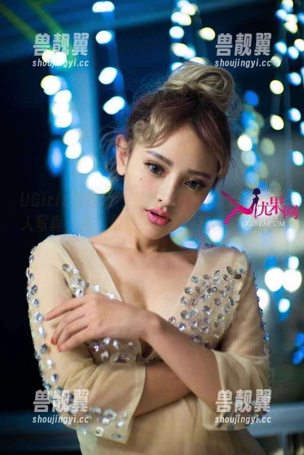 UGirls尤果网 - 更新！Mikka涵涵的双人写真，哇，果然是双人但我秒变‘单身’！