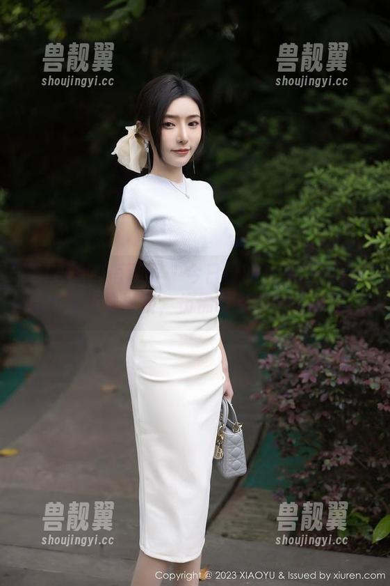 XIAOYU语画界-允儿Claire XIAOYU语画界 - 今日份的允儿Claire皮衣写真集更新,仿佛时光都慢了下来!