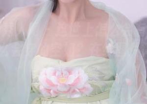 Xiuren秀人网 - 这世上怎么会有夏晓Maggy这么会穿的空姐？在线图片简直太有魅力！