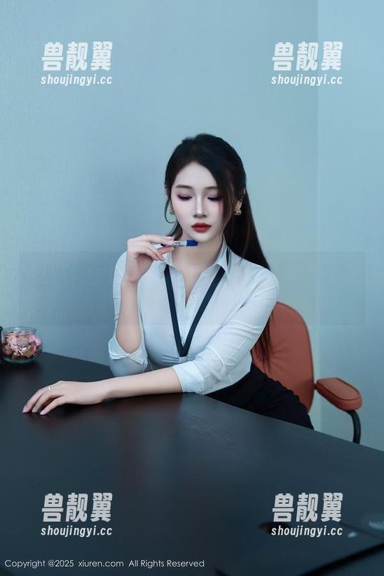 Xiuren秀人网-大白兔吖 Xiuren秀人网 - 大白兔吖精选合集:纯白壁纸,素雅得有点过分