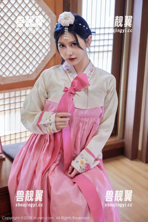 Xiuren秀人网-子纯儿Annie Xiuren秀人网 - 图集解析:子纯儿Annie的和服私拍对我视觉的冲击,不得不说,她还真会选择背景!