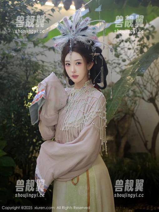 Xiuren秀人网-徐莉芝Botty Xiuren秀人网 - 徐莉芝Botty的甜心原图,资源收集真的上瘾,到底在卖什么焦点啊?