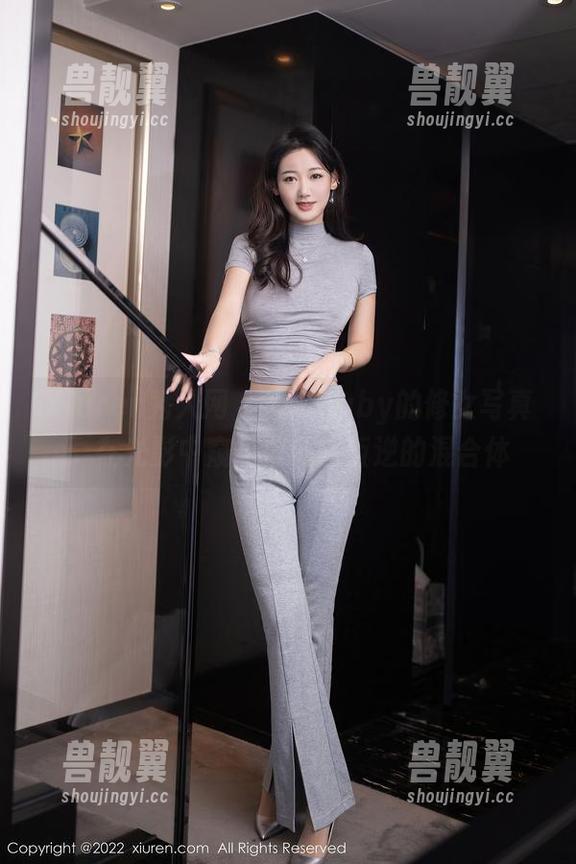 Xiuren秀人网 - 智恩baby的修女写真：在光影中窥见信仰与叛逆的混合体
