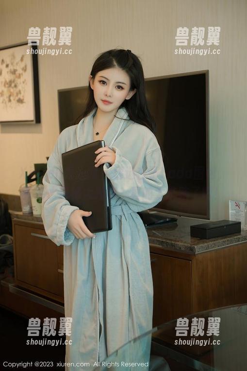 Xiuren秀人网-杏子Yada Xiuren秀人网 - 精选杏子Yada图包,死库水风格大揭秘,真的太洗脑了吧!