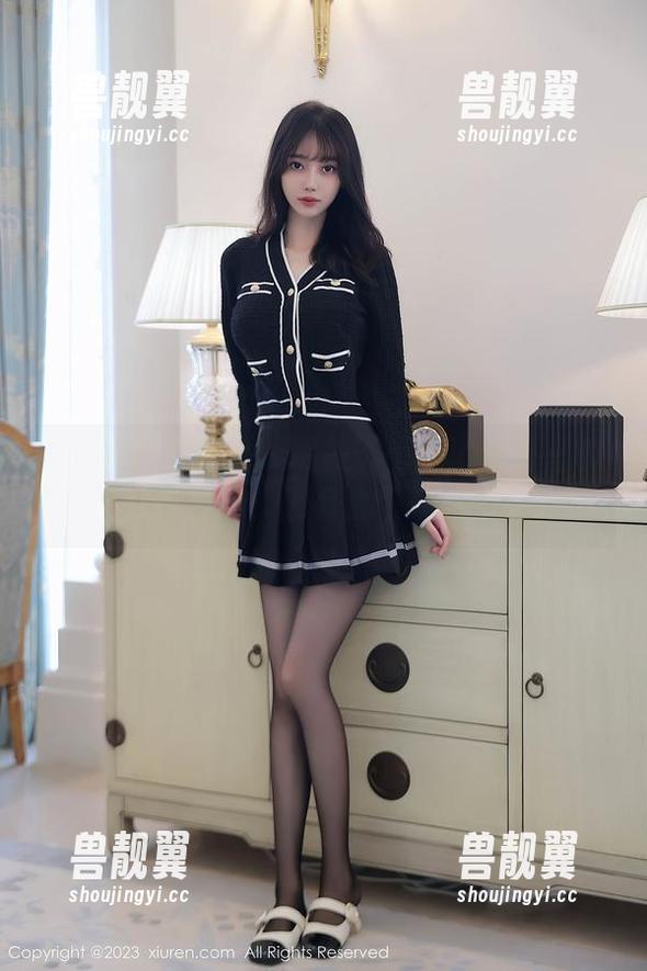 Xiuren秀人网-糯美子nini Xiuren秀人网 - 糯美子nini的户外写真,不只是风景,还有脸红心跳的资源!