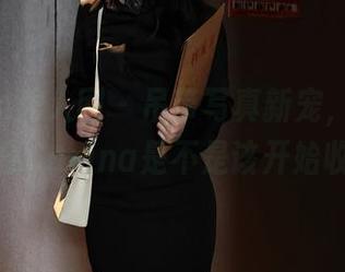 Xiuren秀人网 - 吊带写真新宠，网盘里的绮里嘉Carina是不是该开始收费了？