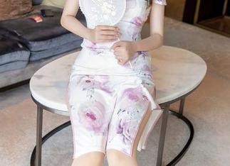 Xiuren秀人网 - 寻找灵感？来看看鱼子酱Fish的皮衣作品集，下载后你会说‘真玩得开’！
