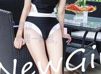 YouWu尤物馆 - 看陆萱萱Cecilia的JK私房图片，心里一阵乱，也不知该说什么好。