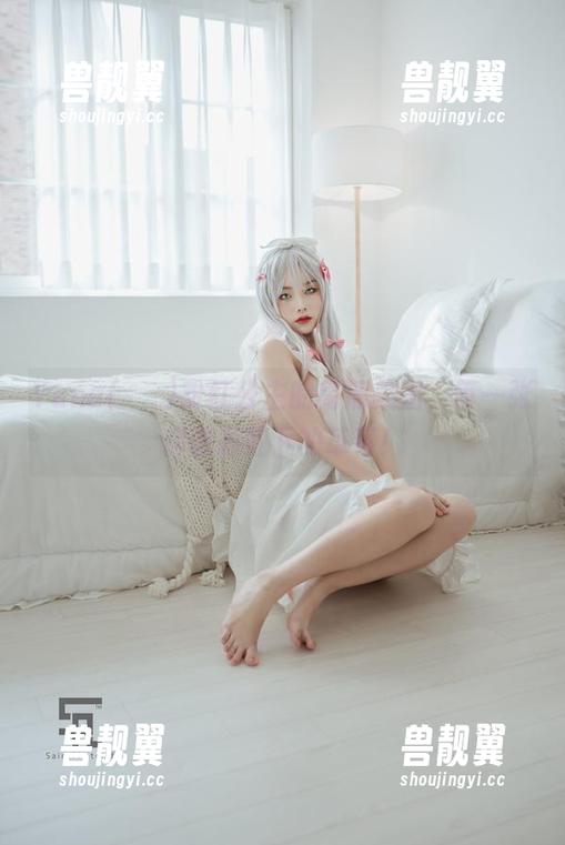 Yuna(윤아)粉红公主的高清美图，每一张都像彩虹下的草莓！