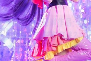 sally多啦雪的宝钟玛琳作品：她怎么能这么美，难道有魔法？