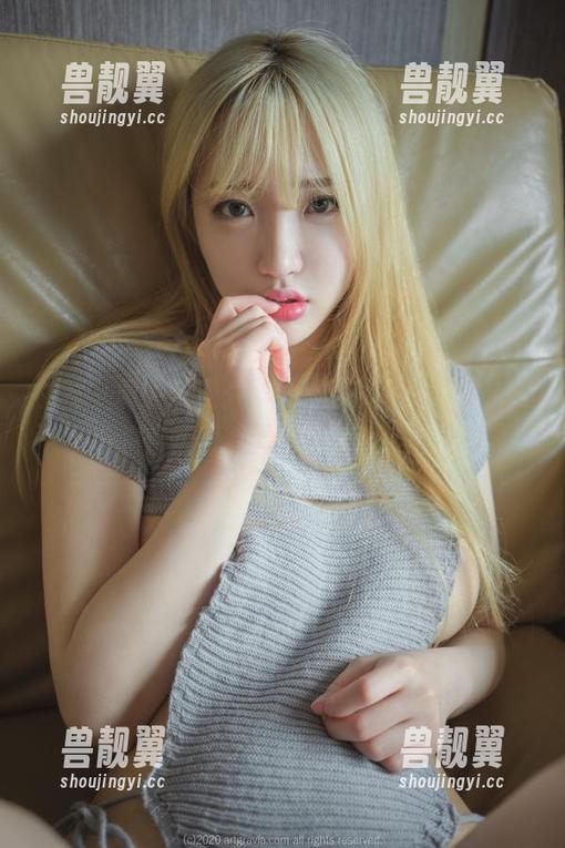 yeeun孙乐乐 在雪中偶遇浪漫:yeeun孙乐乐的DJAWA冬季露营写真集更新,真是让人心痒。