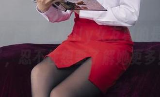 丽柜 - 套图里的Xilly女友真的是太迷人了，忍不住想要了解她更多！