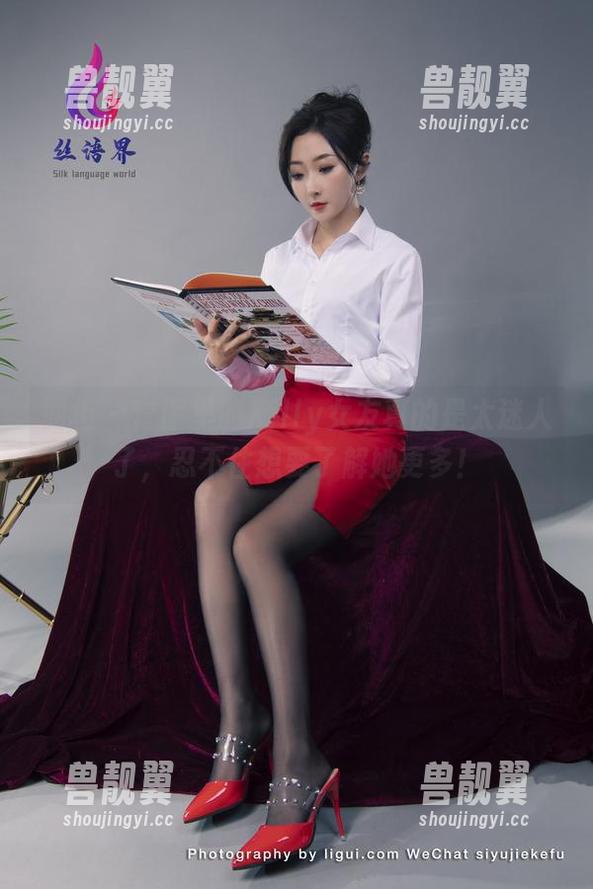 丽柜-xilly 丽柜 - 套图里的Xilly女友真的是太迷人了,忍不住想要了解她更多!