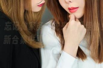 丽柜 - 忘记做家务，先来看看佳怡女仆最新合集中那些神奇的时刻！