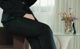 丽柜 - 甜甜把美束众筹版的画面做到极致，感觉图片里的每一帧都能办公抑郁！