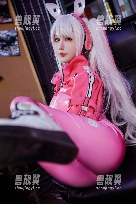 仙女月 欢迎来到仙女月的美图世界,魅魔喜多川海梦图集!