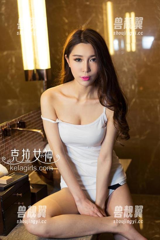 克拉女神 - 舒彤美腿最新合集：这一腿一世界，瞬间让我想到我也得练习一下了…
