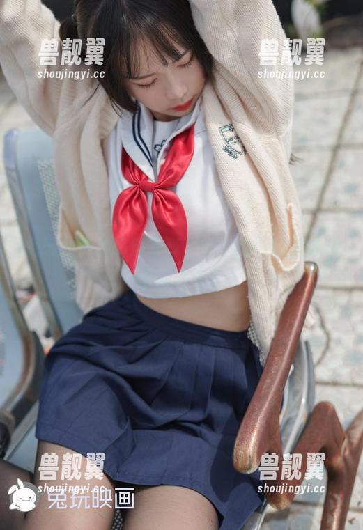 兔玩映画的高清写真，窗边的小细腿诱惑你的人生！