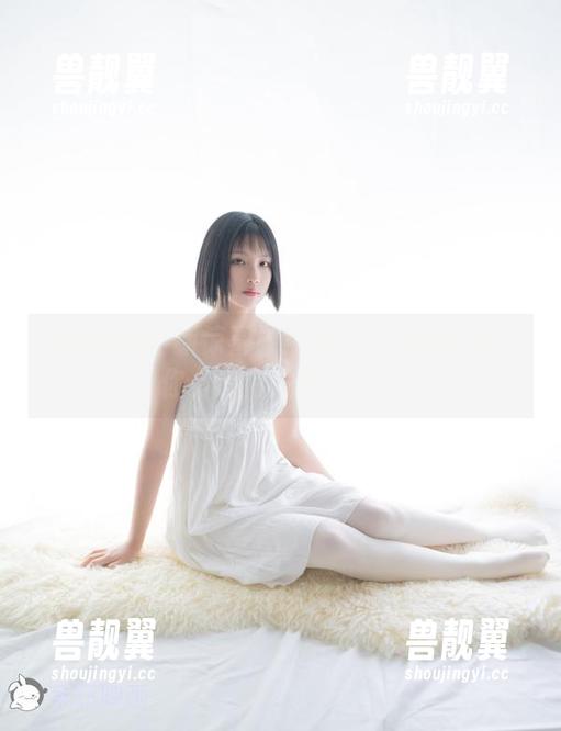 兔玩映画 兔玩映画的新惊喜!常服小玉福利图片中你有没有发现什么?
