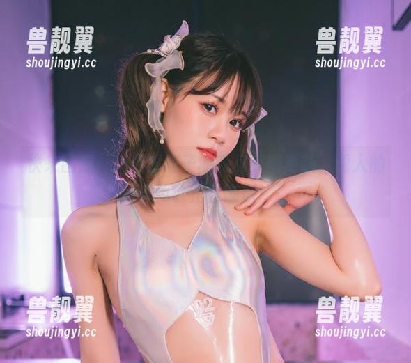 快来围观！千反田鹿子的私房美图更新，诱人的身体链正召唤你！