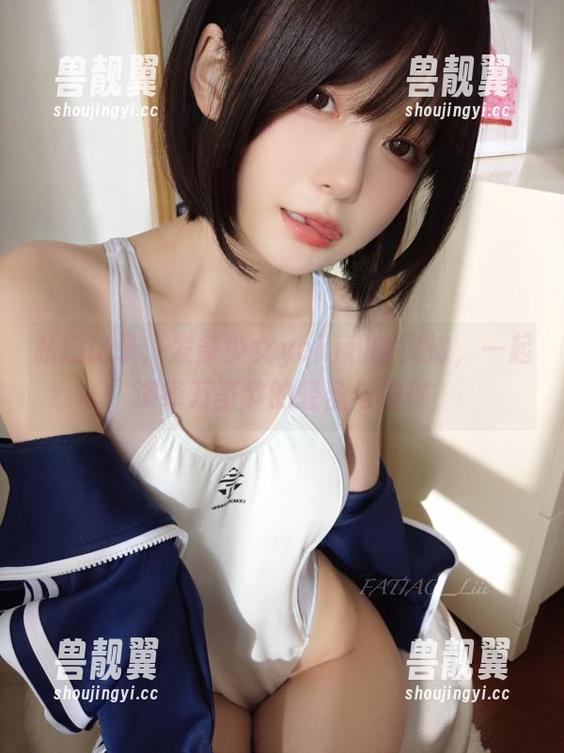 私拍记录：发条少女yoki和幽灵娘，一起演绎万圣节的轻盈与诡秘