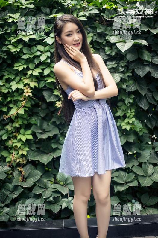 头条女神-杨漫妮baby 头条女神 - 全集回顾:看杨漫妮baby如何把奶牛演绎得如此撩人