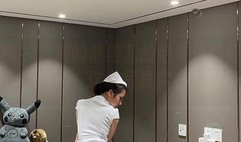 微密圈 - 奔跑的晶骡儿的毛衣风情好像在说，‘看我！’这组写真实在太吸引人了