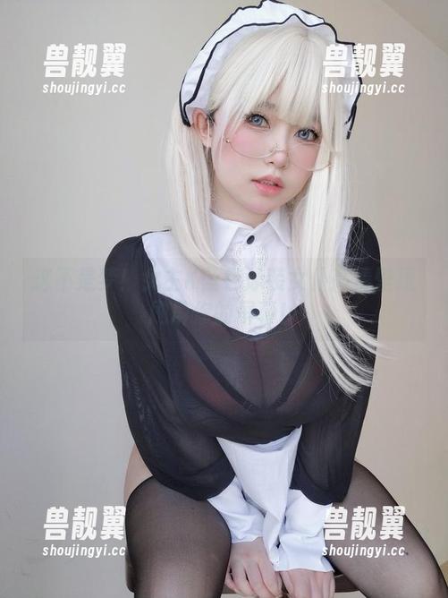 女主K 这不是梦!女主K蓝色泳装女仆高清壁纸刷屏你的屏幕!