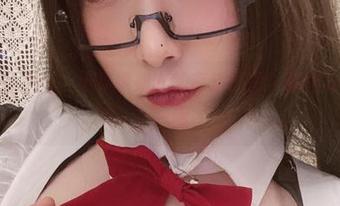 透明女仆上线！小泉学姐吖的高清原图，瞬间让人想偷一眼