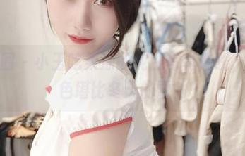 微密圈 - 小玉吃果冻的纯白写真在线，这白色堪比冬天的雪！