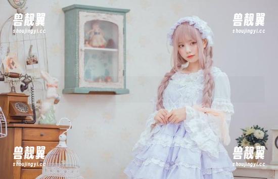 网盘里的小野妹子w清纯写真，真想一口气看完！