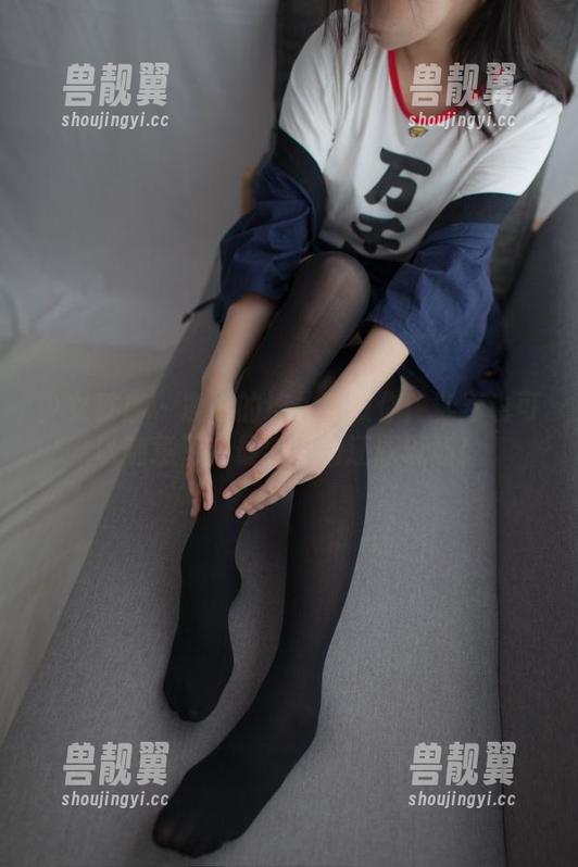 少女秩序-鹿可 少女秩序 - 鹿可的连体衣教你:穿着也可以随意飞!最新原图还原现场!