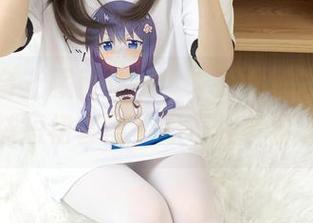 原来天台上藏着狂潮！“少女秩序”的黑色过膝袜短裙套图，忍不住多看看几眼。