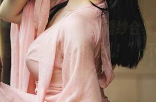 尤蜜荟 - “娜露Selena婚纱合集更新，顿时觉得自己需要一场婚礼！”-不过...婚礼谁来？