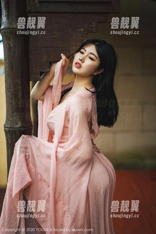 尤蜜荟 - “娜露Selena婚纱合集更新，顿时觉得自己需要一场婚礼！”-不过...婚礼谁来？