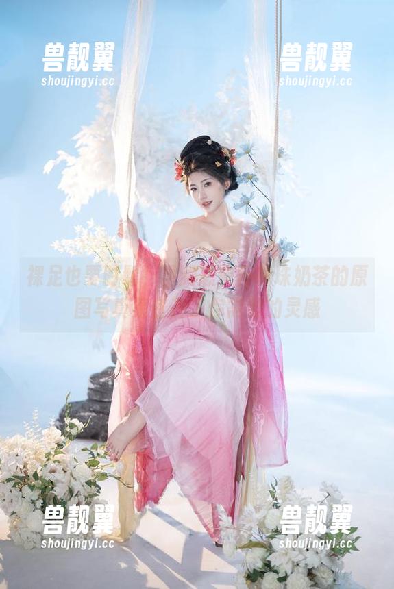 裸足也要时髦，星澜想来杯珍珠奶茶的原图写真集备齐了你需要的灵感