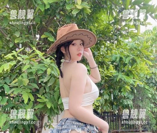 是一只废喵了 是一只废喵了校园写真合集,分享那些不小心打翻的艺术罐!