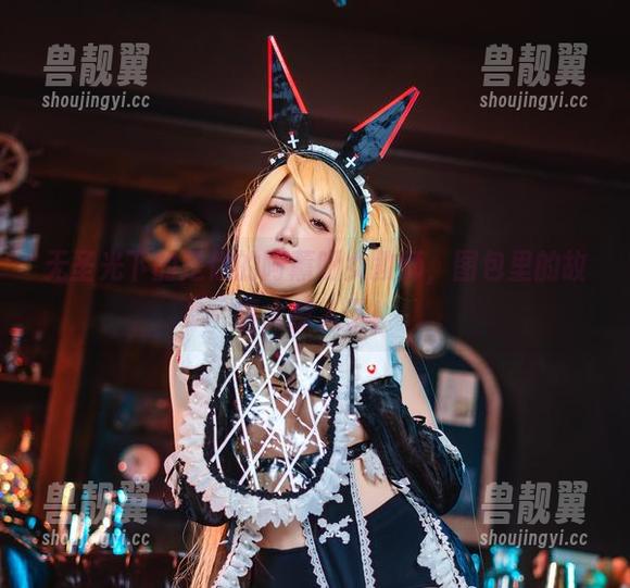 无圣光下的是你的阿薰呀女教师，图包里的故事太撩人了！