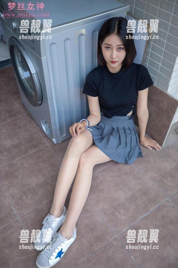 梦丝女神 - 跟着灵唯欣赏美足，这图片的意境搞得我心痒痒，原图简直是个小心机！